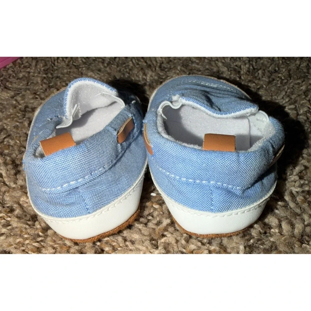Target Baby Boy Light Blue Corduroy Soft Sole Slip On Dress Shoes  0-6 Months